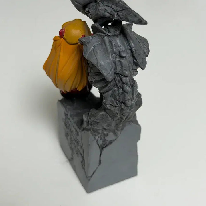 에반게리온 아스카 소년에이스 10주년 9권 한정 피규어