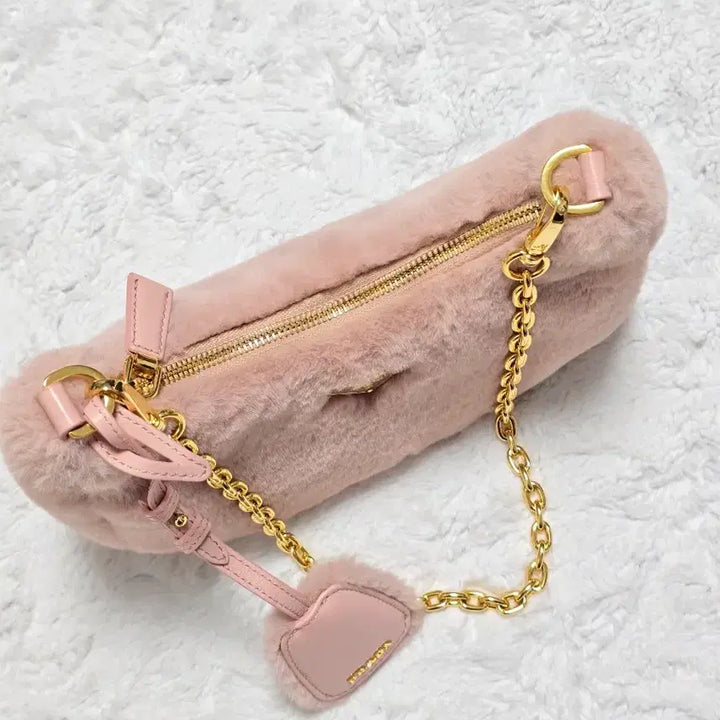 [BUNJANG] Prada Re-edition Shearling Hobo Bag / 프라다 가방 리에디션 시어링 호보백 숄더백 크로스백 새상품급 (정품)