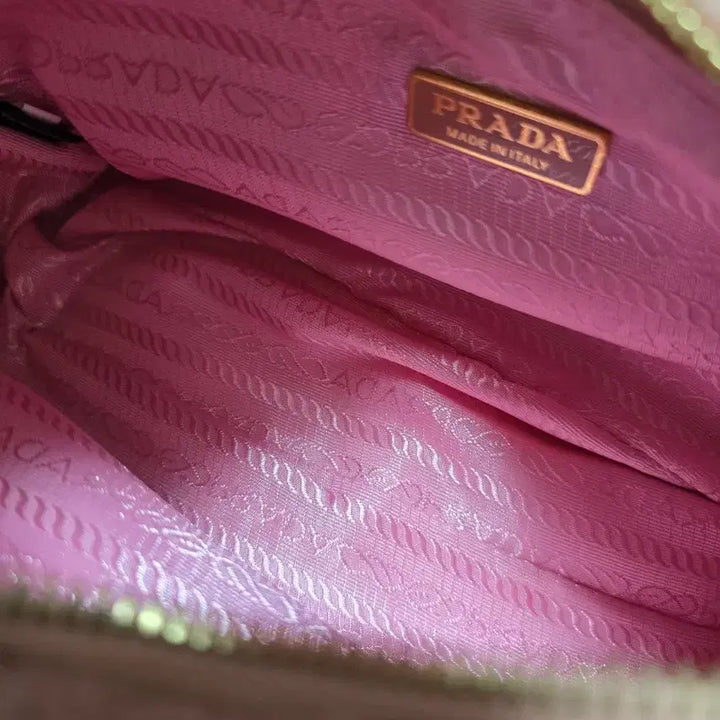 [BUNJANG] Prada Re-edition Shearling Hobo Bag / 프라다 가방 리에디션 시어링 호보백 숄더백 크로스백 새상품급 (정품)