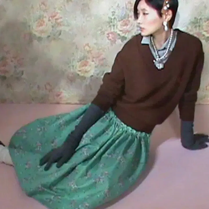 [BUNJANG] Wool V-Neck Knit (Brown) / (새상품)[6,8,10] 슈슈통 25fw 울 브이넥 니트/브라운