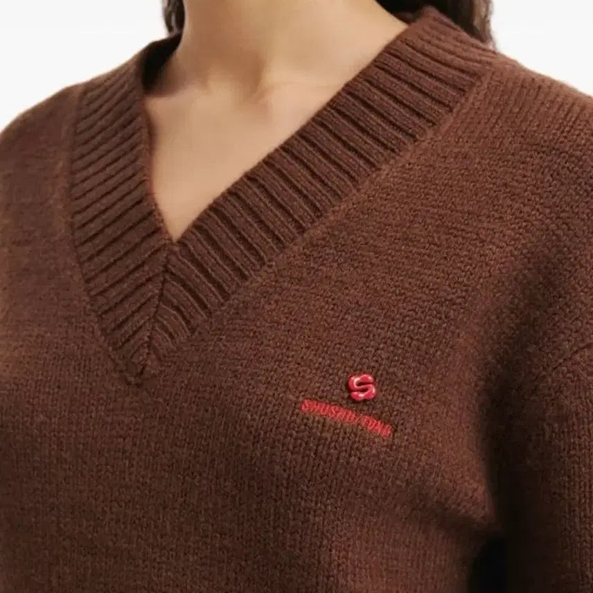 [BUNJANG] Wool V-Neck Knit (Brown) / (새상품)[6,8,10] 슈슈통 25fw 울 브이넥 니트/브라운