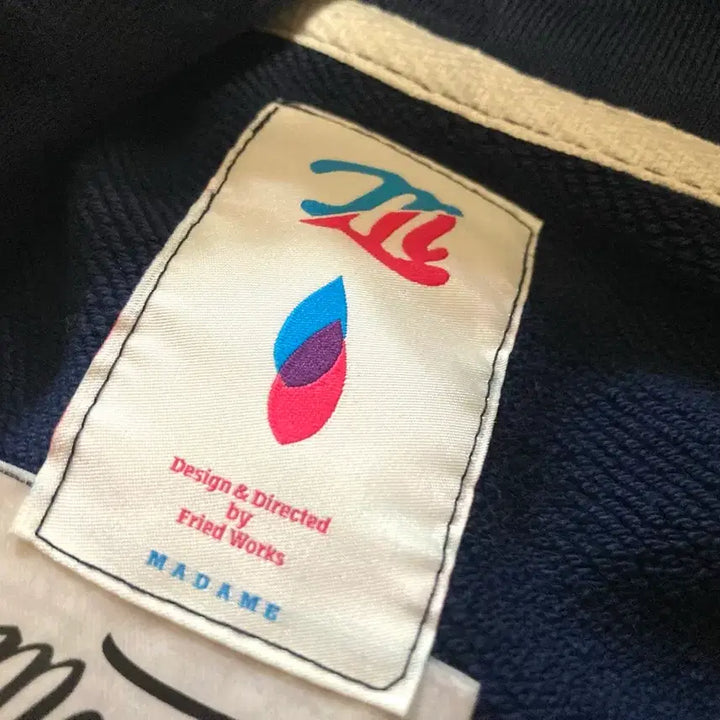 [BUNJANG] Unknown Printed Hoodie 105-110 / 마담 신윤복st 민화 자수 프린팅 후드티 105-110