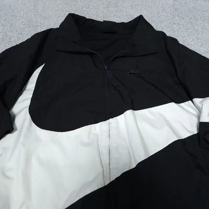 [BUNJANG] Nike Windbreaker Jacket / [M] 나이키 바람막이 자켓