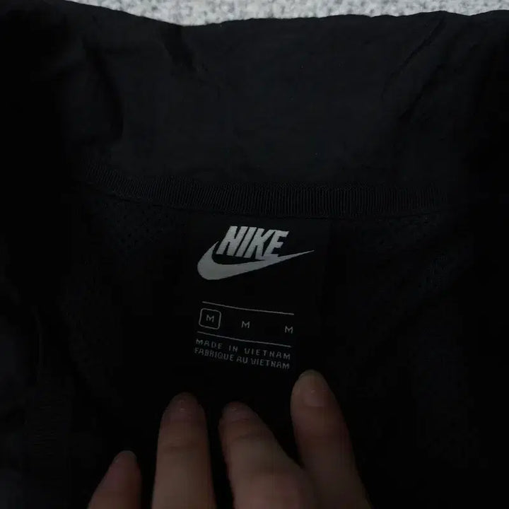 [BUNJANG] Nike Windbreaker Jacket / [M] 나이키 바람막이 자켓