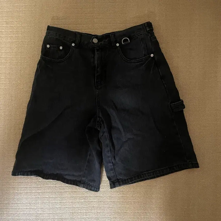 [BUNJANG] The Vinyl House Carpenter Denim Shorts / 더바이닐하우스 카펜터 데님 쇼츠