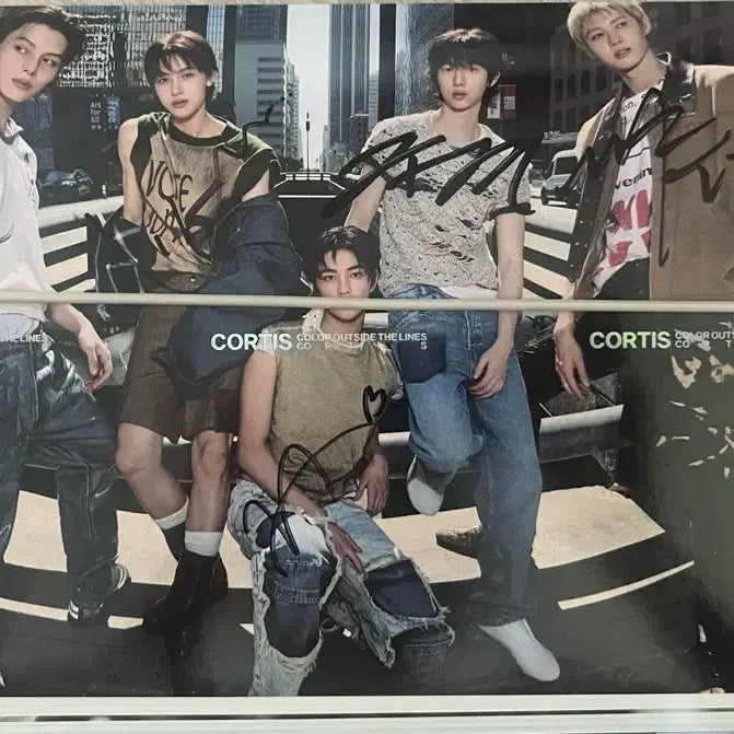 코르티스 사인 앨범