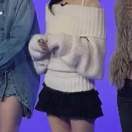 [BUNJANG] KleeSier Palette Off-Shoulder Ribbon Knit / Kleesier Palette off-shoulder ribbon kni