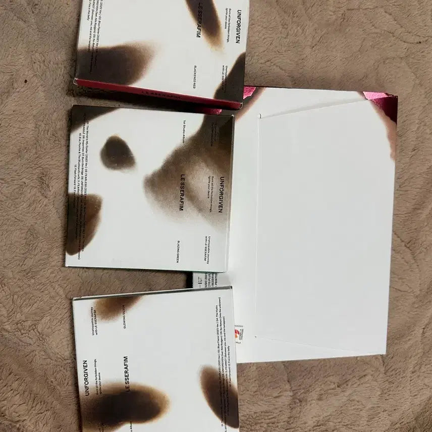 르세라핌(LE SSERAFIM) - 정규 1집 판매합니다