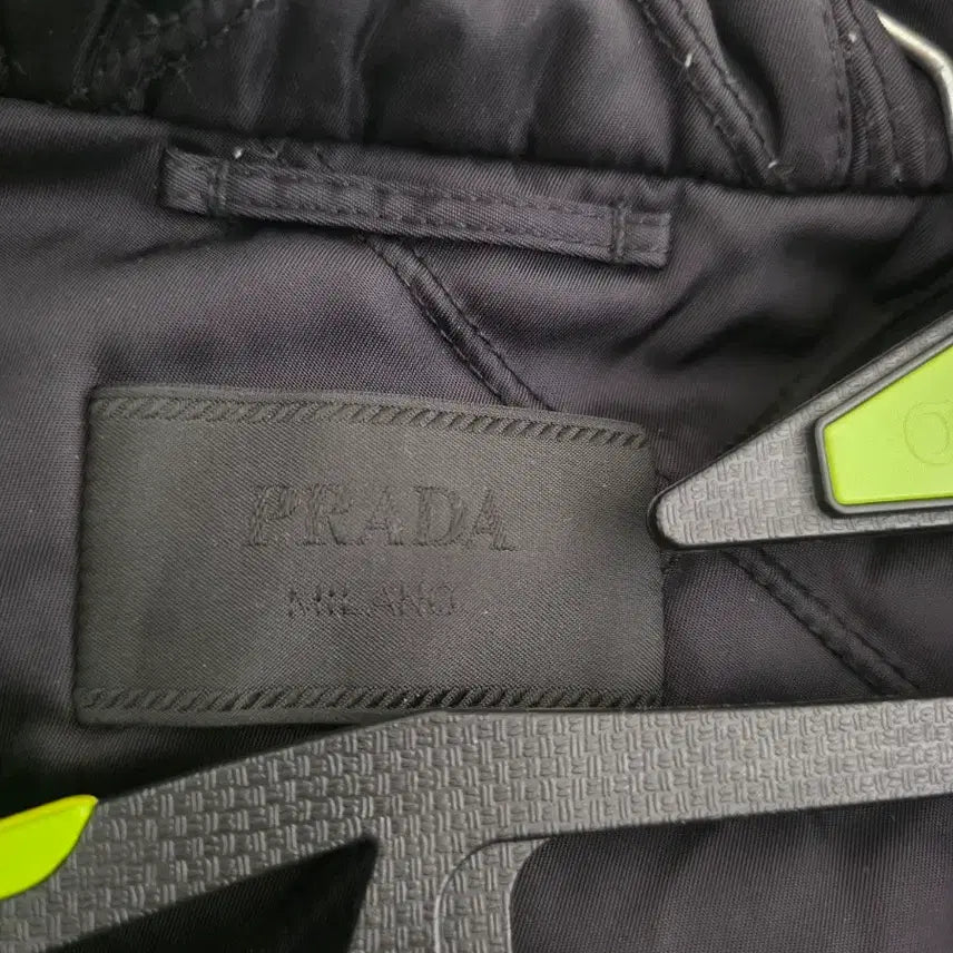 [BUNJANG] Prada Hoodie / 프라다 후드점퍼