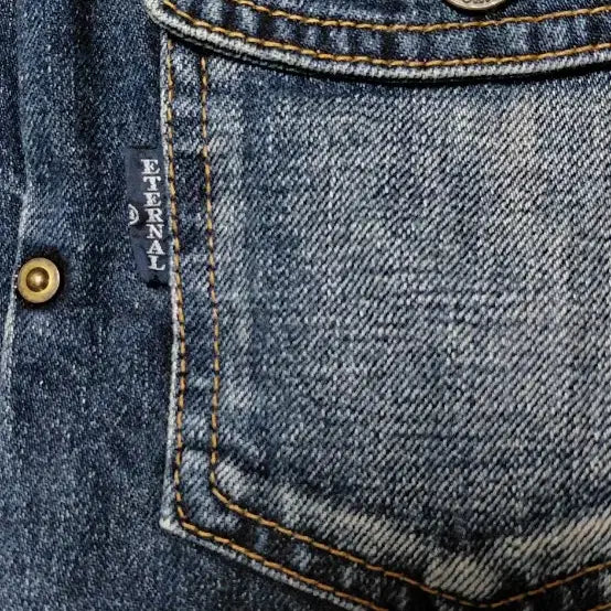 [BUNJANG] ETERNA Limited Edition Denim Work Jacket (Size L) / 기간한정할인!! ETERNAL (비중창고공방) 지퍼 데님 워크 자켓 L