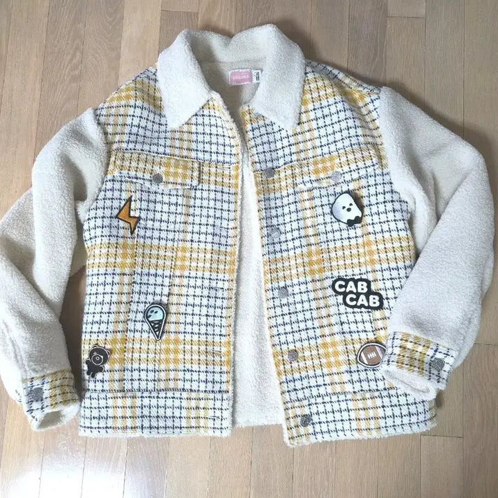 [BUNJANG] CCAABB Checkered Fleece Jacket / CCAABB 체크 배색 뽀글이 숏 자켓 가슴반품 53 와펜 95 양털