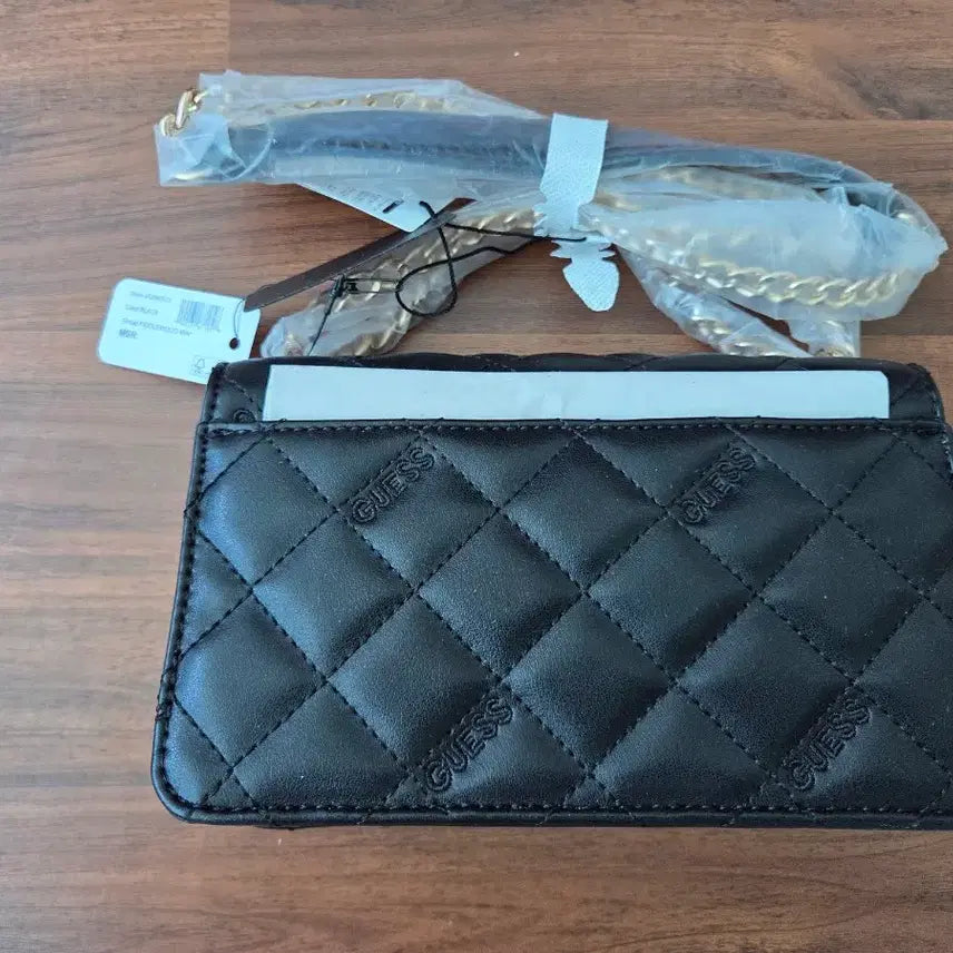 [BUNJANG] Crossbody Bag / 게스체인크로스백새제품