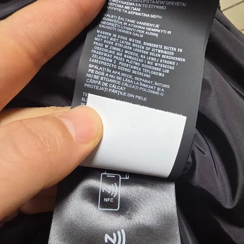 [BUNJANG] Prada Corduroy Padded Jacket / 24fw 프라다 코듀로이 남성 패딩