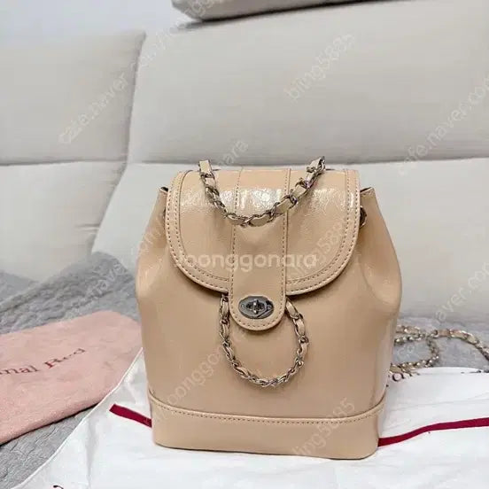 [BUNJANG] Cardinal Red Howa Bag Beige / 카디널레드 하우아백 베이지