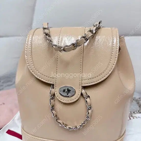 [BUNJANG] Cardinal Red Howa Bag Beige / 카디널레드 하우아백 베이지