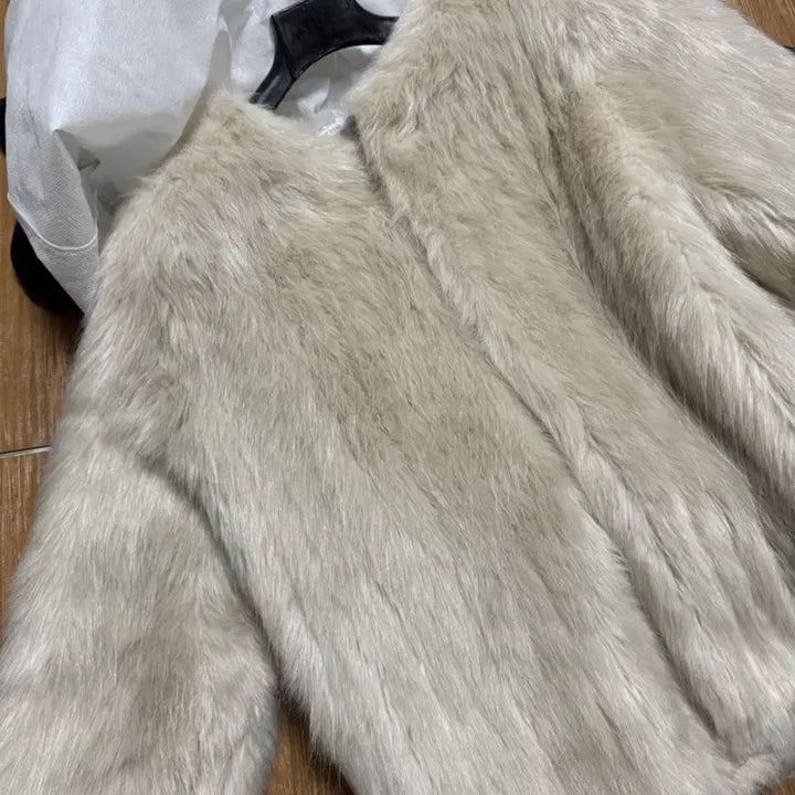 [BUNJANG] The Wind Lips Liz Mink Eco Fur / 더위시 리즈 밍크 에코퍼