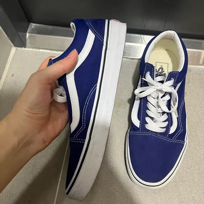 [BUNJANG] Vans Old Skool Sneakers 260 / 반스 올드스쿨 스니커즈(260)