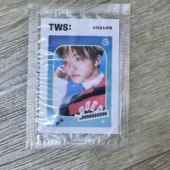 투어스 꼬깔콘 띠부씰 지훈