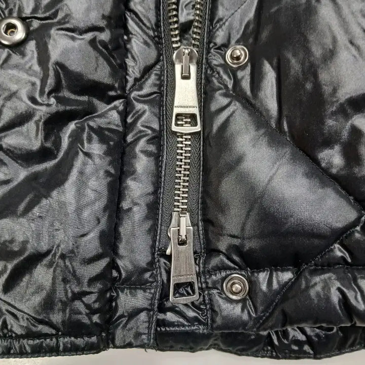 [BUNJANG] Burberry Women's Goose Down Fur Hooded Padded Jacket (Size S) / [파격가 좋습니다] 버버리 여성용 구스다운 퍼 후드패딩 S 사이즈