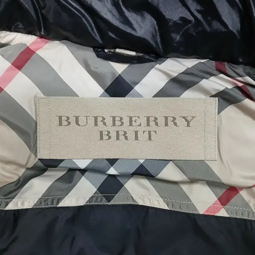 [BUNJANG] Burberry Women's Goose Down Fur Hooded Padded Jacket (Size S) / [파격가 좋습니다] 버버리 여성용 구스다운 퍼 후드패딩 S 사이즈