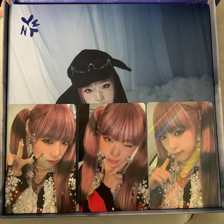 [BUNJANG] Yena Signed Album / 최예나 YENA 친필싸인앨범 (구성품O)