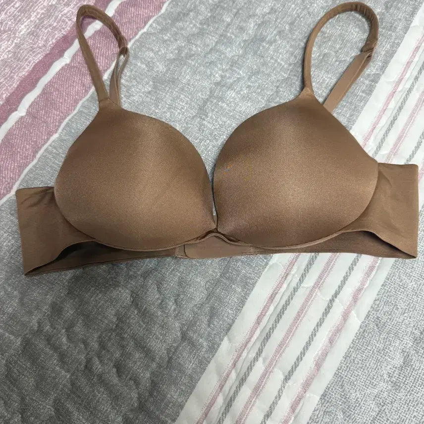[BUNJANG] SKIMS Tieredrop Push-Up Bra 34B / SKIMS 스킴스 티어드롭 푸쉬업 브라 34B