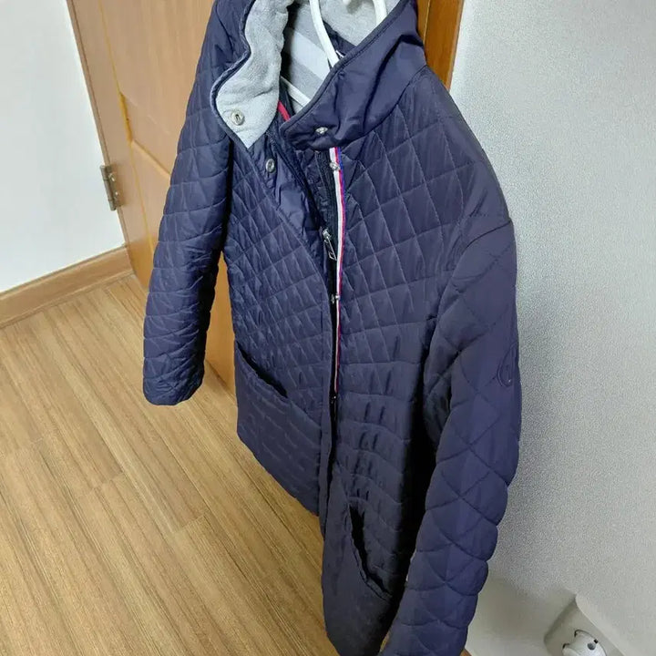 [BUNJANG] Tommy Hilfiger Quilted Jacket (Size S) / 타미힐피거 퀼팅 자켓 (S 55)