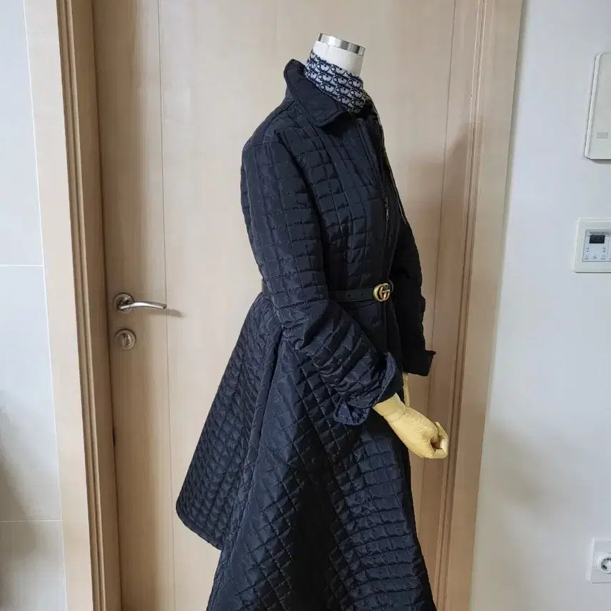 [BUNJANG] Quilted A-Line Coat (Size 55) / 퀼팅A라인 코트 55