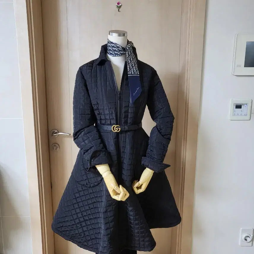 [BUNJANG] Quilted A-Line Coat (Size 55) / 퀼팅A라인 코트 55