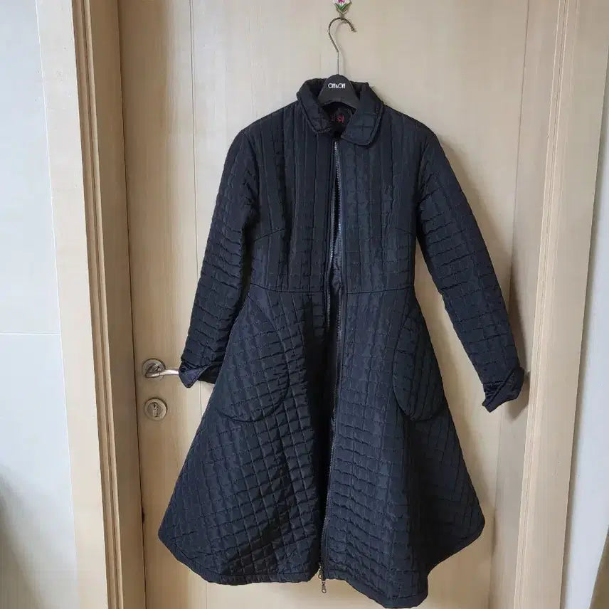[BUNJANG] Quilted A-Line Coat (Size 55) / 퀼팅A라인 코트 55
