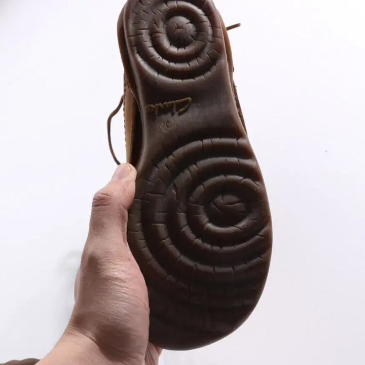 [BUNJANG] Clarks Black Midi Leather Boots / 클락스 블랙 미디 가죽부츠