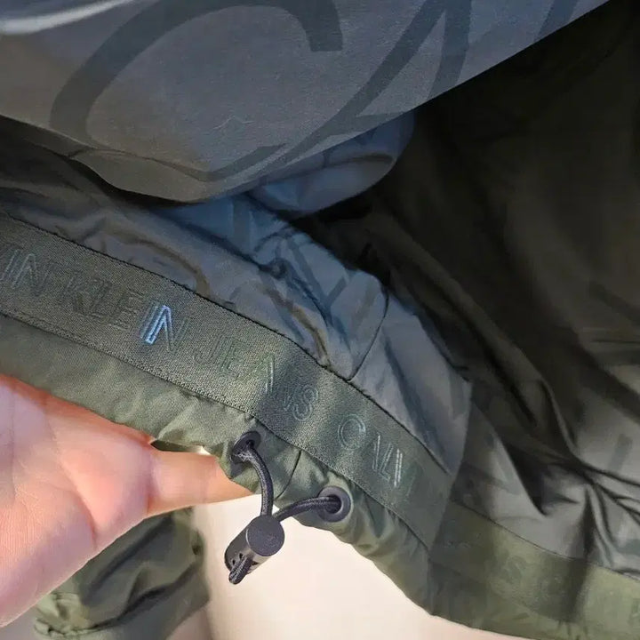 [BUNJANG] Calvin Klein Men's Padded Jacket (L Size) / 캘빈클라인 남성패딩.L사이즈(상태최상)