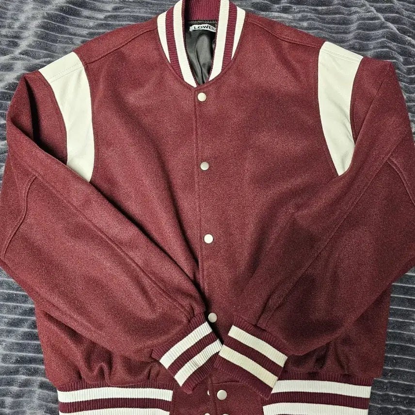 [BUNJANG] Burgundy Varsity Jacket One Size Mint Condition / 바시티 자켓 (버건디 컬러,프리사이즈)상태S