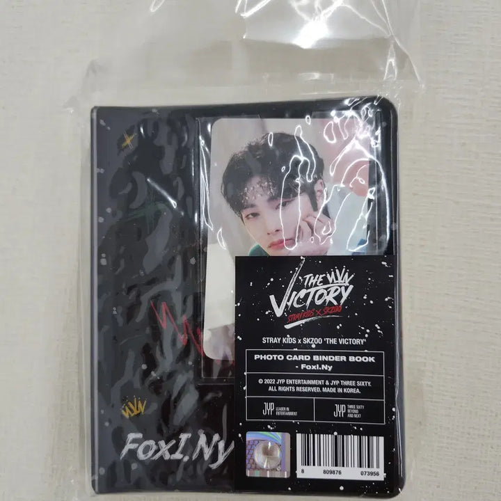 스트레이 키즈 X SKZOO 빅토리 포토 카드 바인더 북 -Foxl.Ny