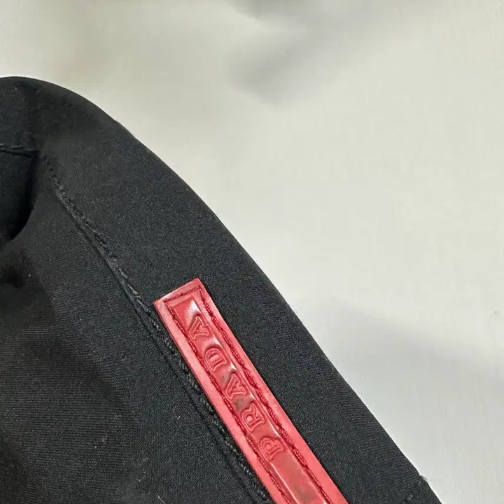 [BUNJANG] Prada Gore-Tex Women's Windbreaker / 프라다 고어텍스 여성 바람막이