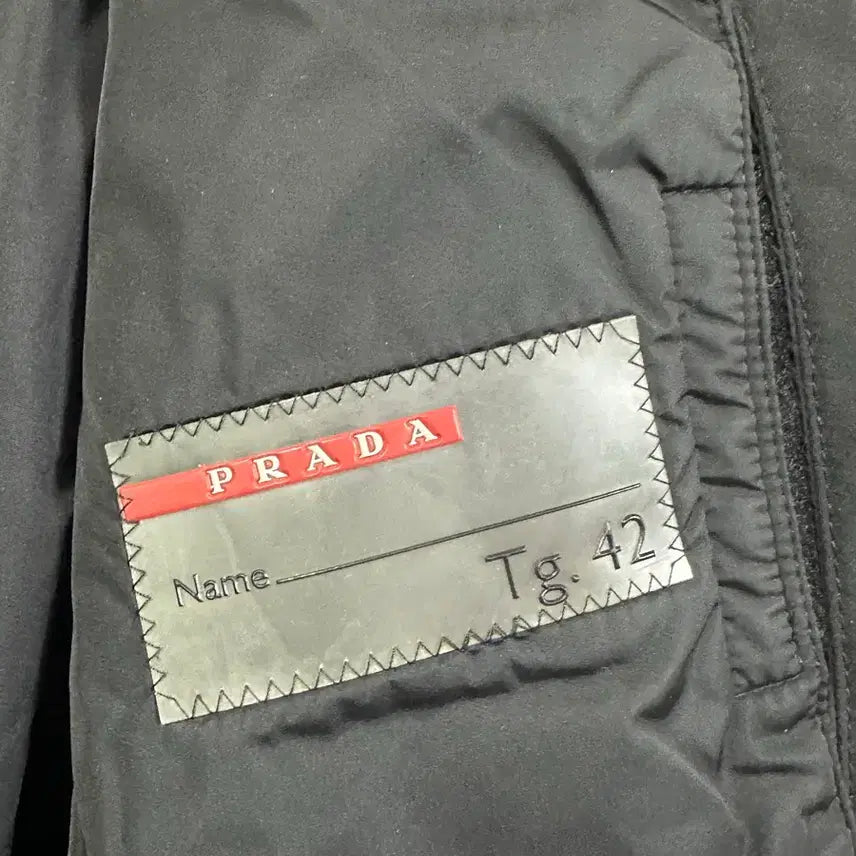 [BUNJANG] Prada Gore-Tex Women's Windbreaker / 프라다 고어텍스 여성 바람막이