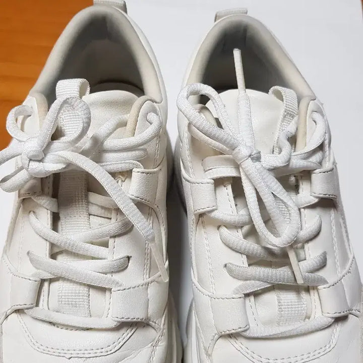 [BUNJANG] Zara Platform Volume White Sneakers / ZARA 자라 플랫폼 볼륨 화이트 스니커즈