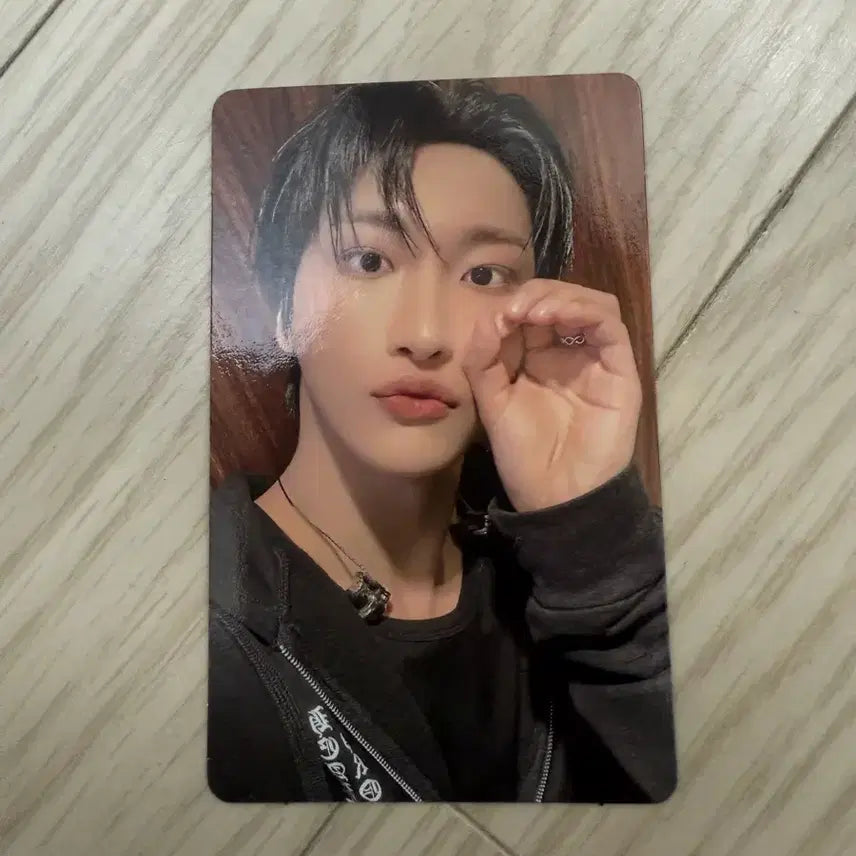 ATEEZ 에이티즈 8ROOM 7주년 팝업 트레카 성화