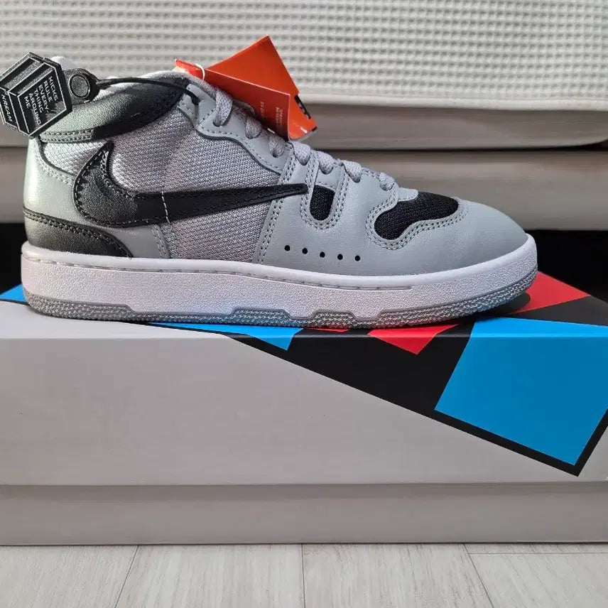 [BUNJANG] Travis Scott McAttack SP Light Smoke Grey [250, Sealed] / 트래비스 스캇 맥어택 SP 라이트 스모크 그레이 [250, 새상품]