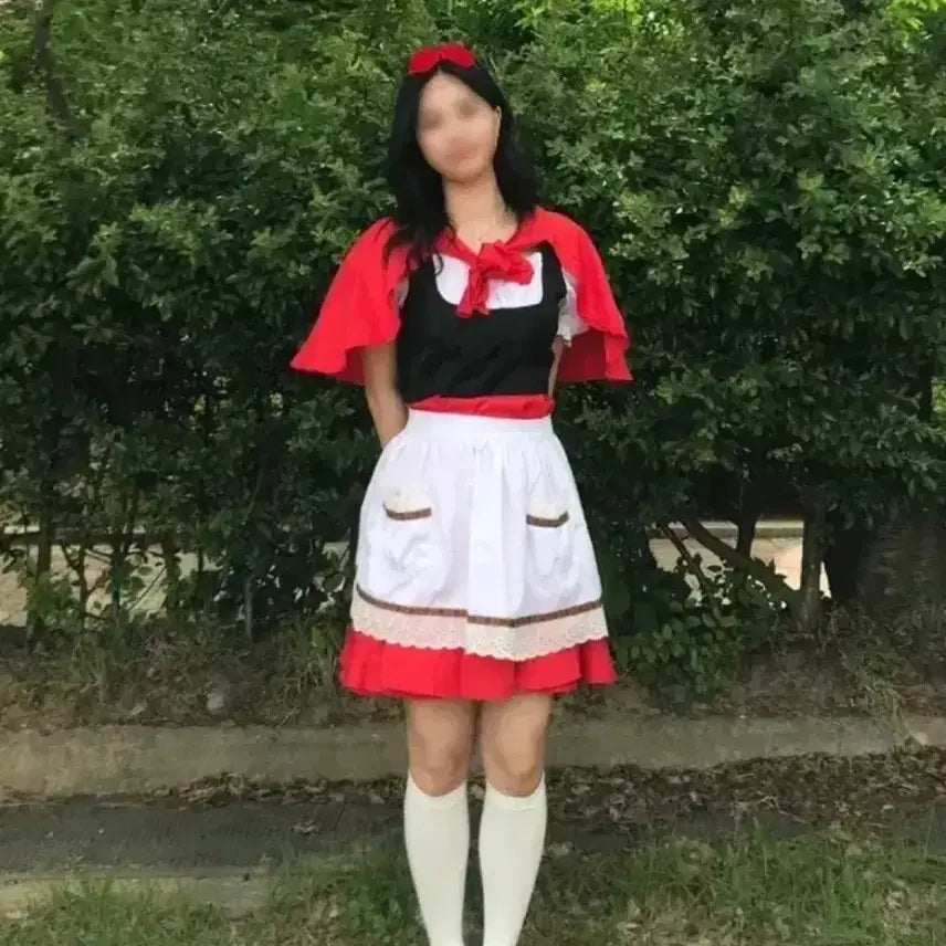 [BUNJANG] Red Hat Chacha Graduation Photo Rental / (보증금X최저가)빨간모자 차차 빨간망토 졸업사진대여