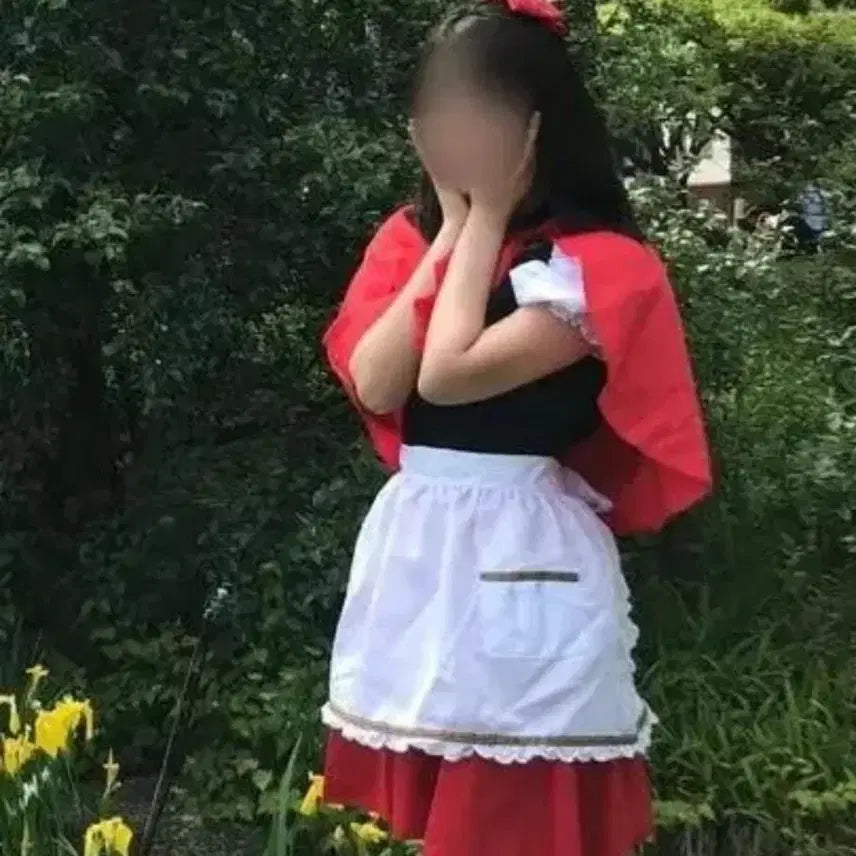 [BUNJANG] Red Hat Chacha Graduation Photo Rental / (보증금X최저가)빨간모자 차차 빨간망토 졸업사진대여