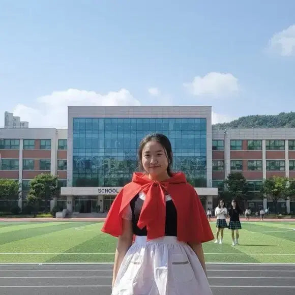 [BUNJANG] Red Hat Chacha Graduation Photo Rental / (보증금X최저가)빨간모자 차차 빨간망토 졸업사진대여