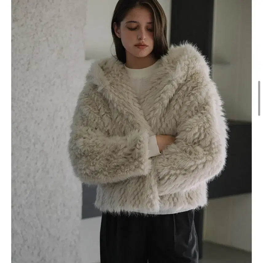 [BUNJANG] Beige Fur / 베이지 퍼