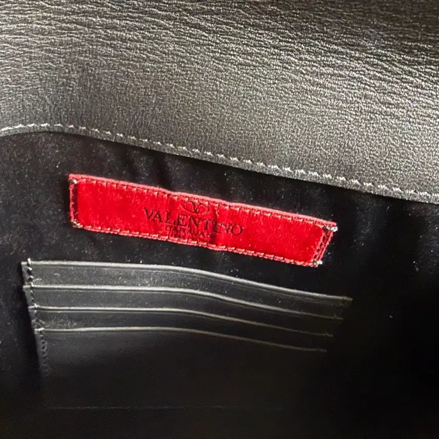 [BUNJANG] Valentino Rockstud Clutch / 발렌티노 락스터드 클러치