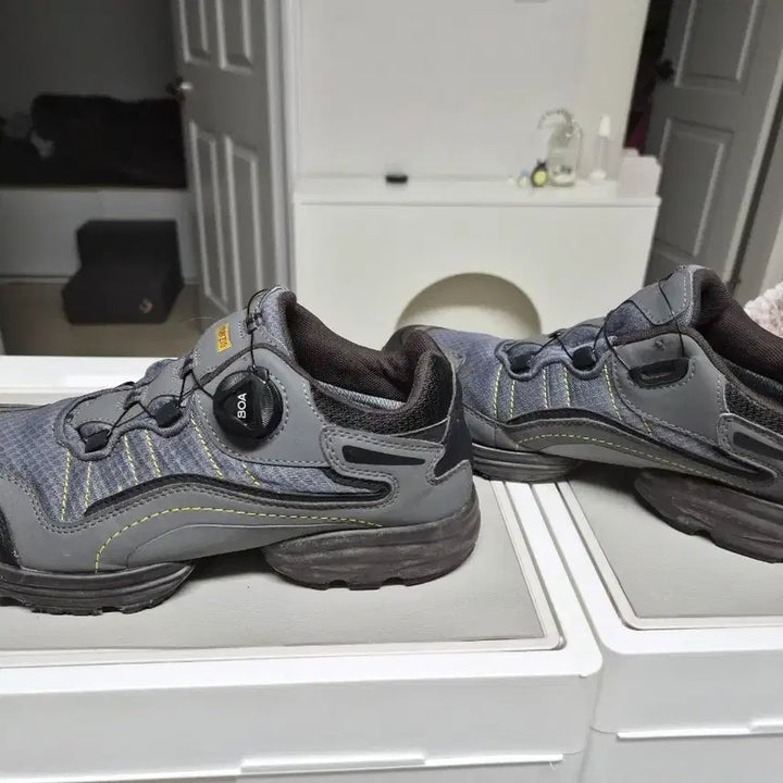 [BUNJANG] Narazio Sneakers (Size 260) / 나르지오 운동화 (260사이즈)