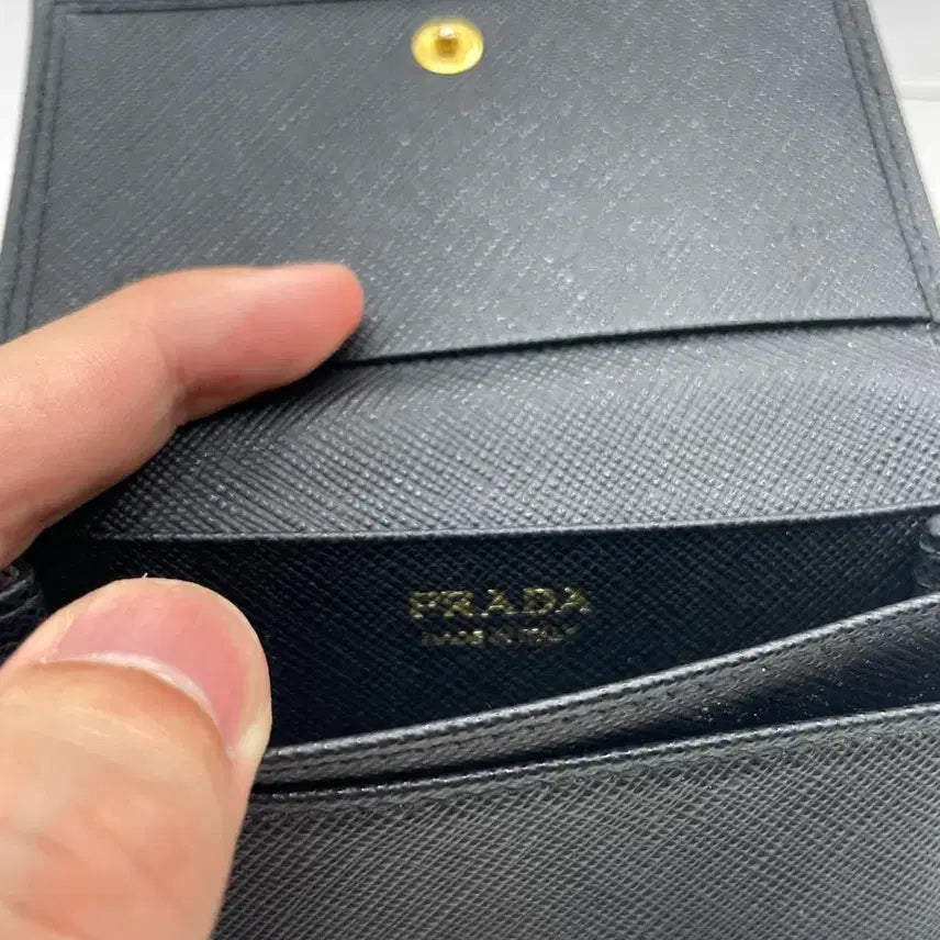 [BUNJANG] Prada 1MC122 Card Case Wallet / 프라다 1MC122 메탈 로고 카드 케이스 지갑