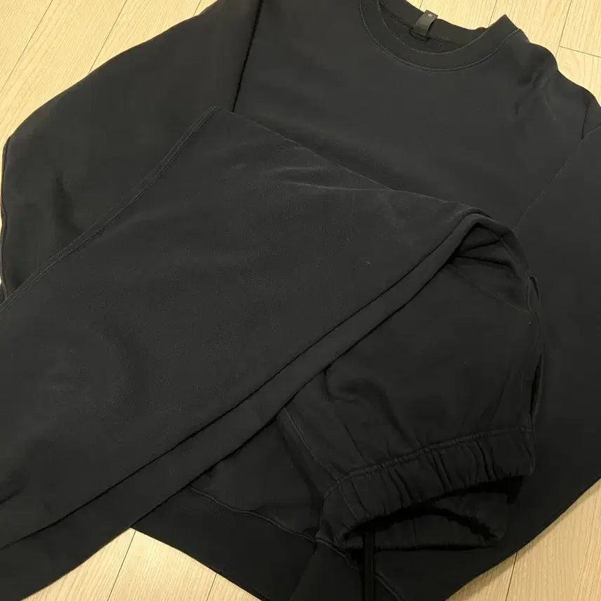 [SOLD OUT] 모이프 인세인게러지 스웻 셋업 네이비