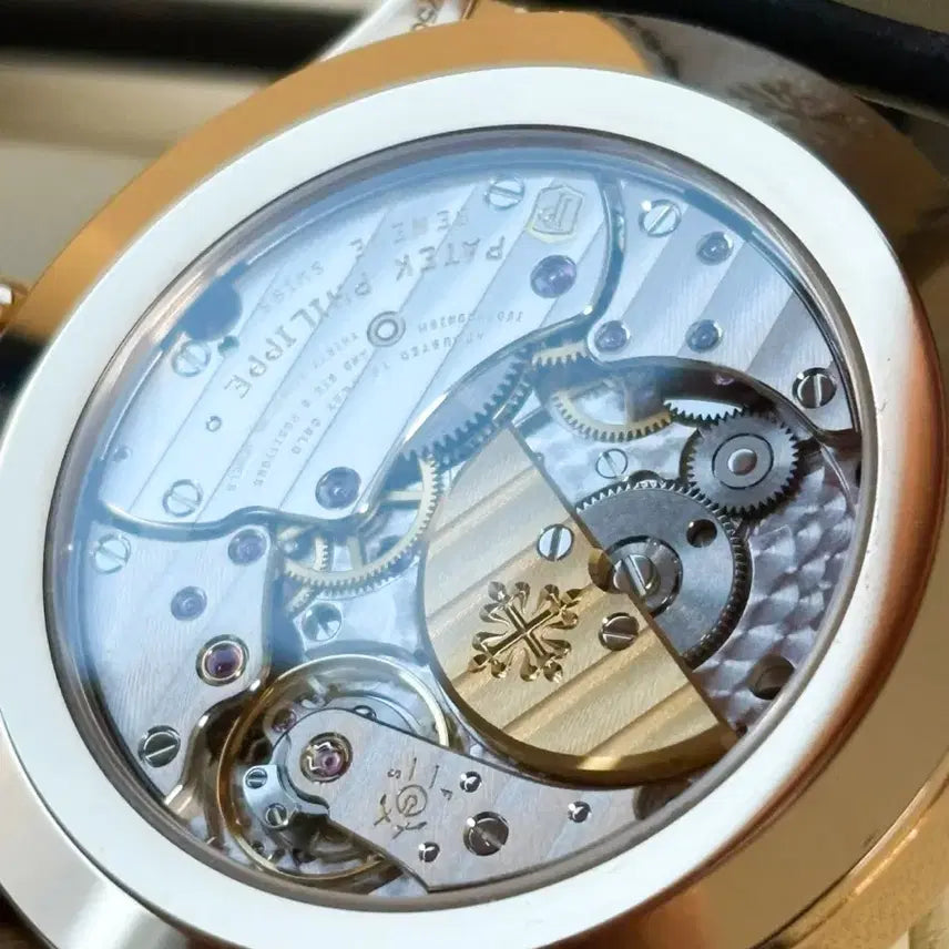 [BUNJANG] Patek Philippe World Time 5230 Rose Gold Watch / 파텍필립 월드타임 5230 로즈골드