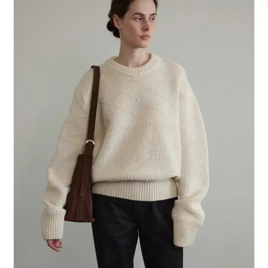 [BUNJANG] Che Moa Suede Hobo Bag / Che 체 Moa suede hobo bag