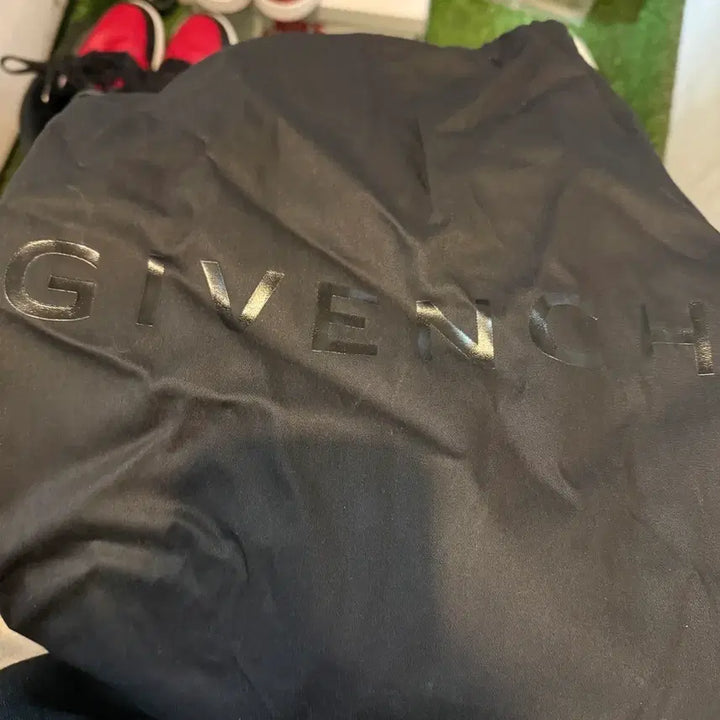 [BUNJANG] Givenchy City Sport Sneakers / 지방시 시티스포츠 스니커즈